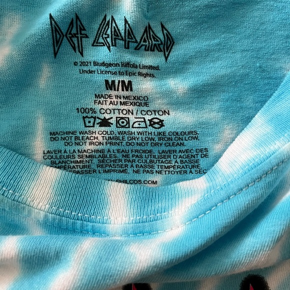 Def Leppard long sleeve tee NWT 🎼🎸🤘 - Picture 3 of 7